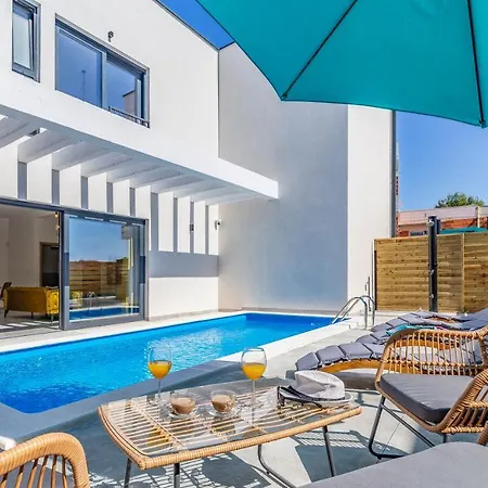 Rougemarin - Marin With Private Pool Villa *