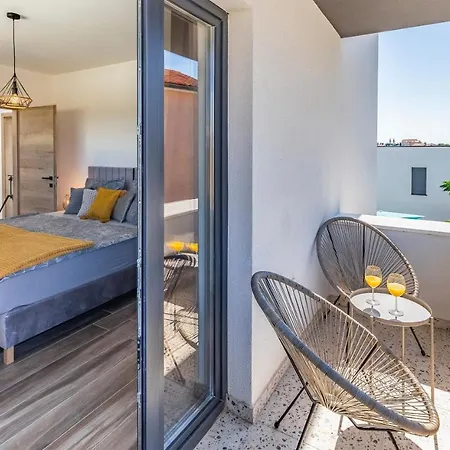 Rougemarin - Marin With Private Pool * Medulin