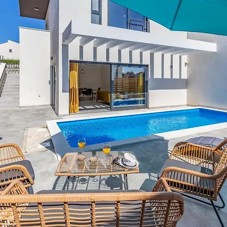 Rougemarin - Marin With Private Pool *