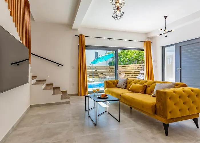 Rougemarin - Marin With Private Pool * מדולין