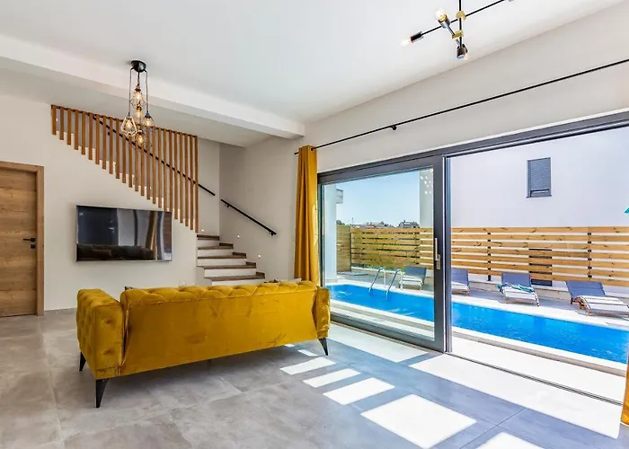 Rougemarin - Marin With Private Pool *
