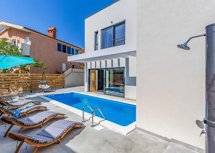 Rougemarin - Marin With Private Pool מדולין