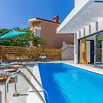 Rougemarin - Marin With Private Pool Willa *