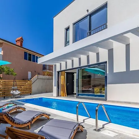 Villa Rougemarin - Marin With Private Pool Medulin