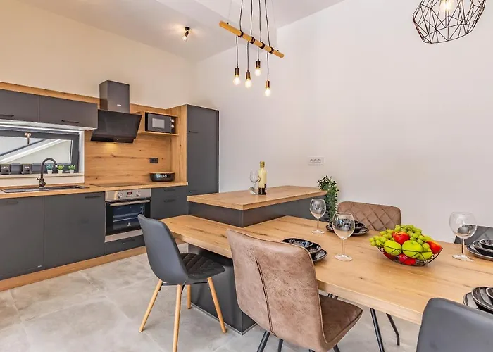 Rougemarin - Marin With Private Pool 빌라