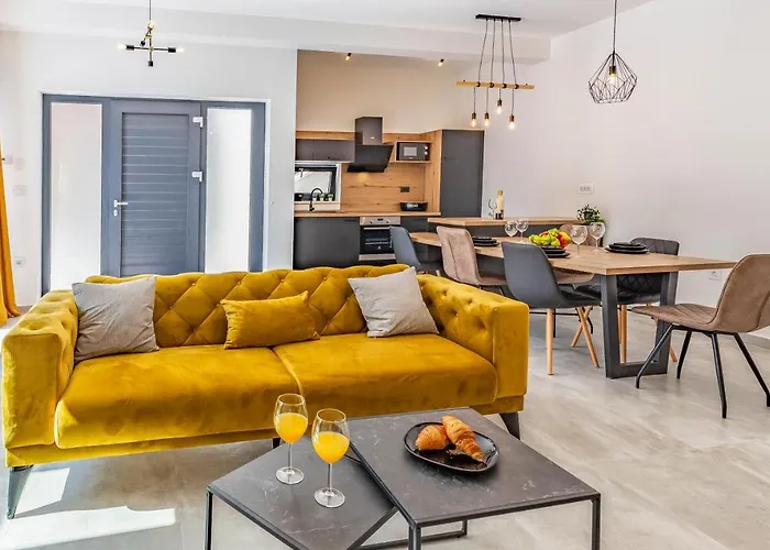 Rougemarin - Marin With Private Pool 빌라 *